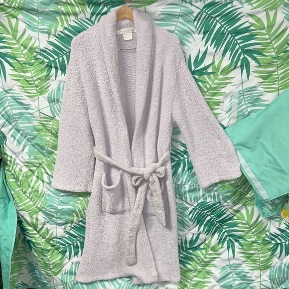BAREFOOT DREAMS ROBE
CozyChic size 1 - Picture 3 of 10